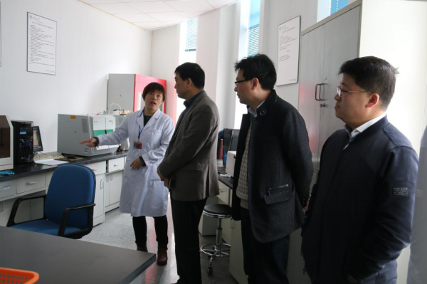 上海市环保局与a片漫画
开展支部学习交流活动504.png